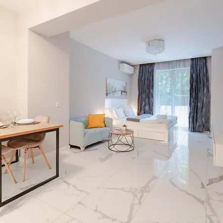 Luxury In Center 아파트 소피아